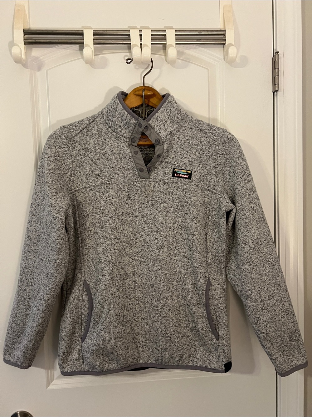 L.L. Bean Women’s Gray Heather Snap-Quarter Fleece Pullover with Pockets